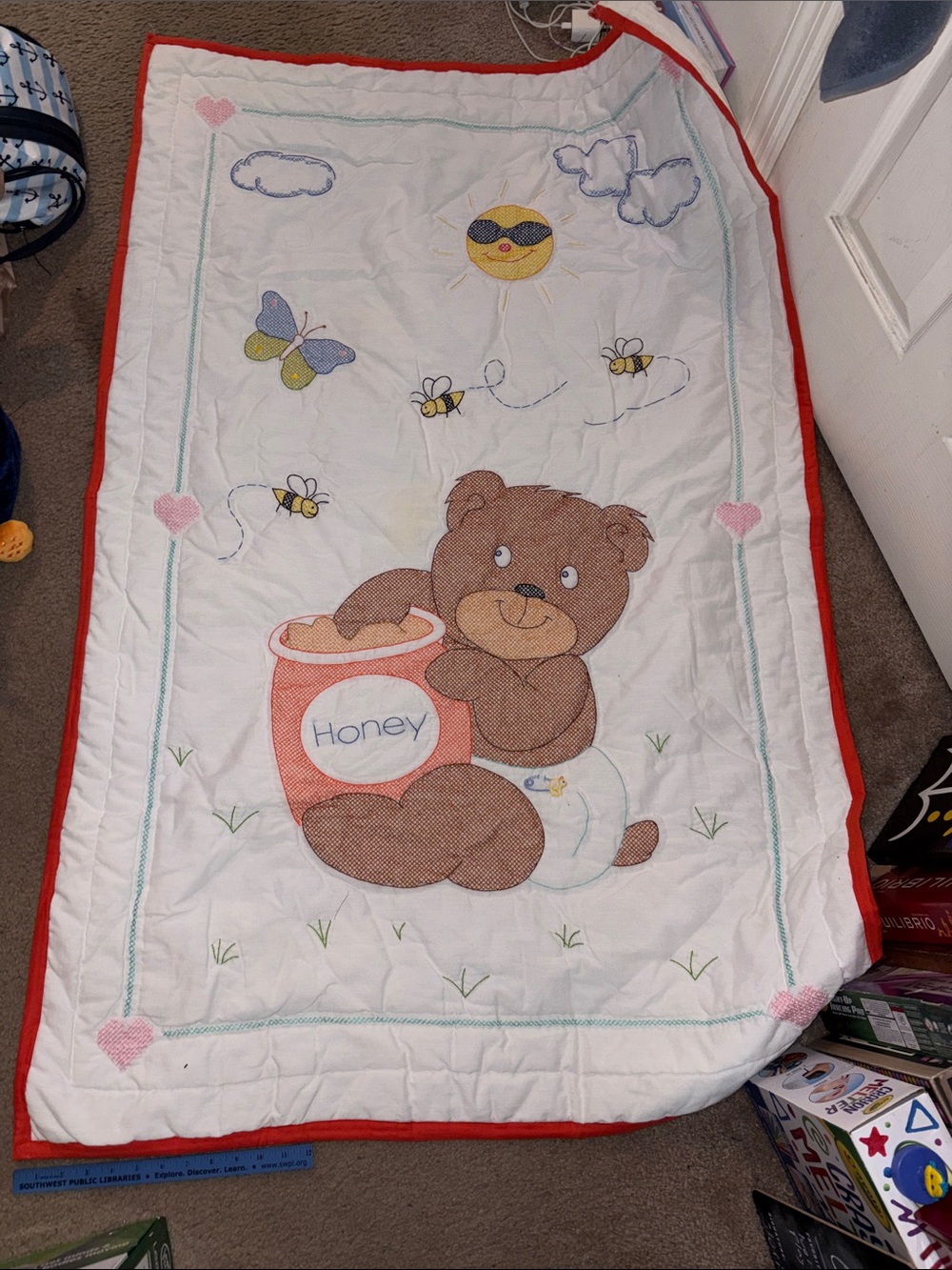 Baby Bear Honeyprint Quilted Crib Blanket - White and Brown